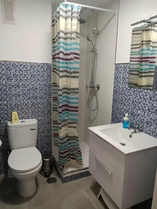 Excellent Choice For Up To 8, 150 Sqm Of Comfort, 700 To Beach, With Pool, Air-Conditioning Fuengirola Ισπανία