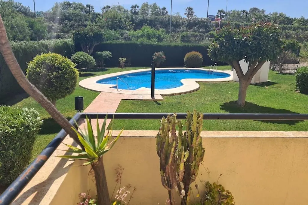 Excellent Choice For Up To 8, 150 Sqm Of Comfort, 700 To Beach, With Pool, Air-Conditioning Fuengirola