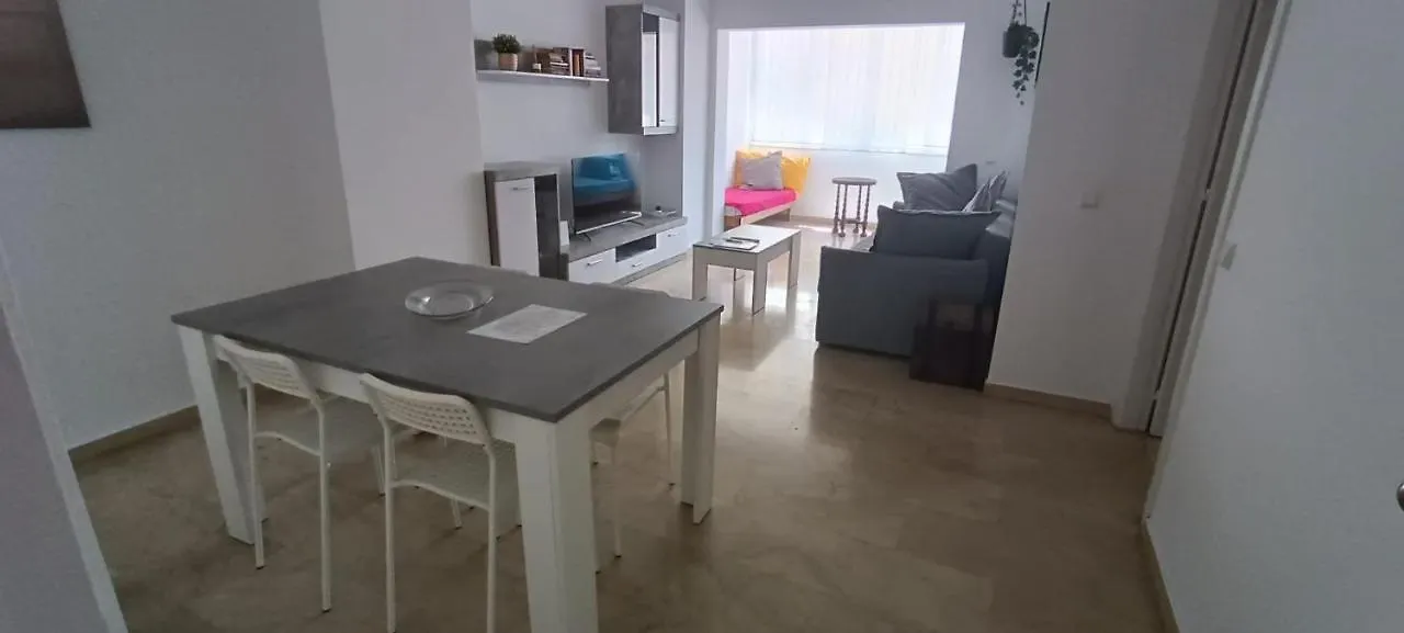 Apartman Excellent Choice For Up To 8, 150 Sqm Of Comfort, 700 To Beach, With Pool, Air-Conditioning Fuengirola